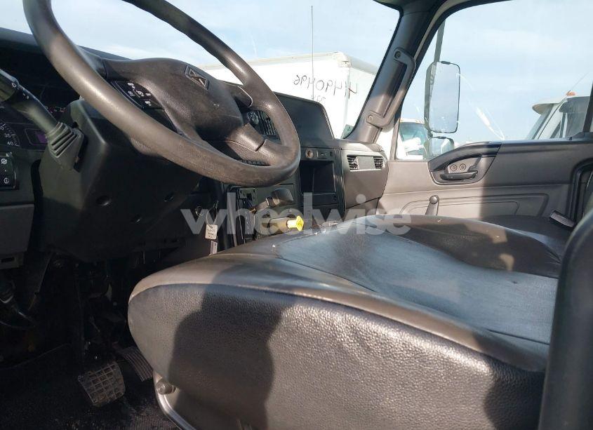 Photo 6 of 2022 International Mv N/A (VIN 1HTEUMML1NH462892)