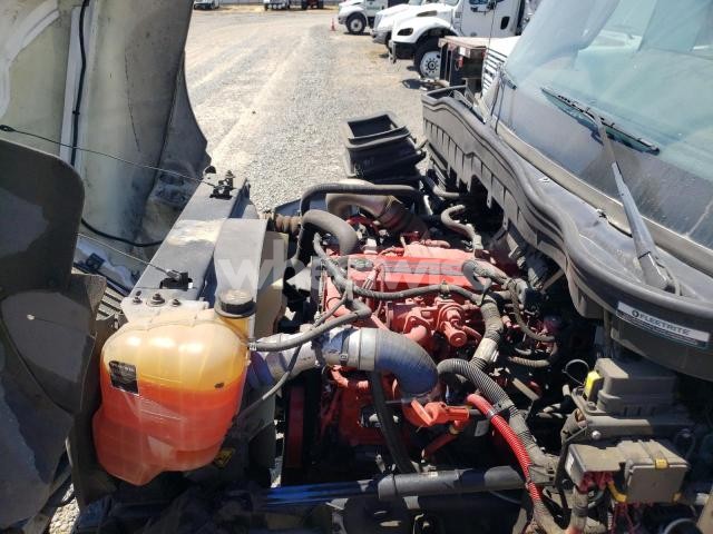 Photo 10 of 2020 INTERNATIONAL MV607 (VIN 1HTEUMML3LH871652)