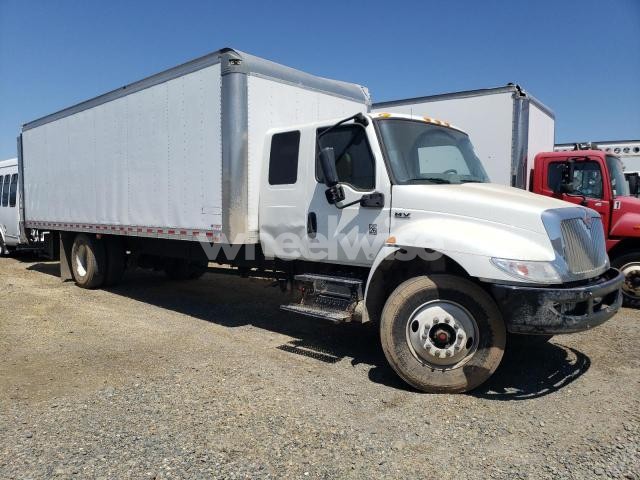 Photo 3 of 2020 INTERNATIONAL MV607 (VIN 1HTEUMML3LH871652)