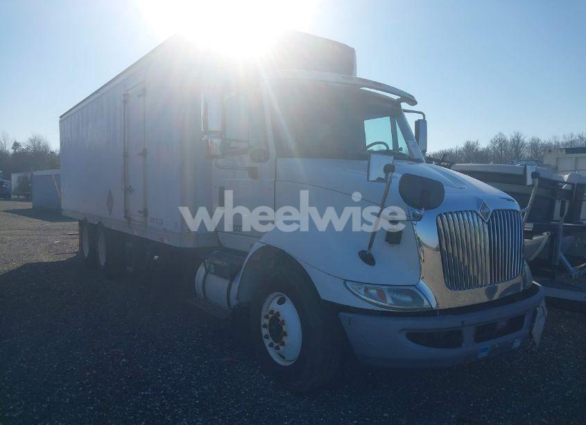 2009 International 8000 8600 (VIN 1HTHXAHRX9J114248) main photo