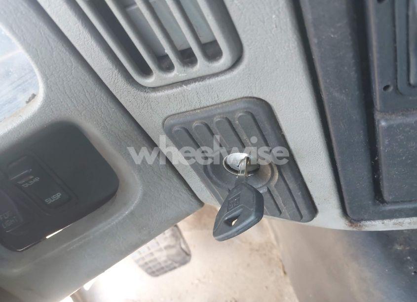 Photo 10 of 2009 International 8000 8600 (VIN 1HTHXAHRX9J114248)