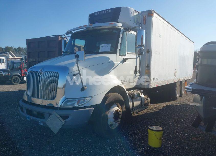 Photo 2 of 2009 International 8000 8600 (VIN 1HTHXAHRX9J114248)