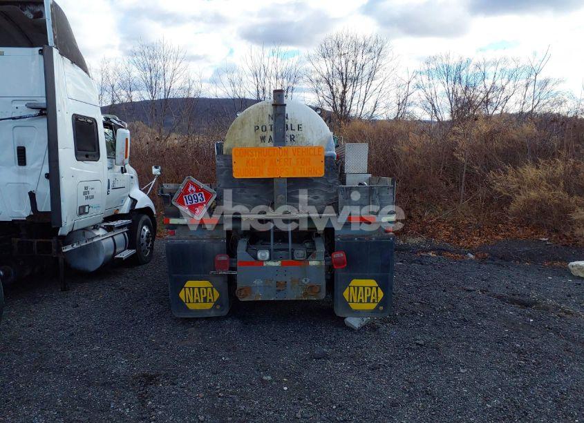 Photo 15 of 1988 International 8300 G-8300 (VIN 1HTJW0009JH558549)