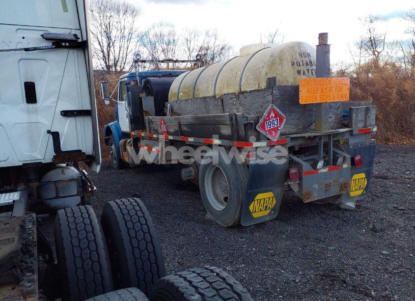 Photo 3 of 1988 International 8300 G-8300 (VIN 1HTJW0009JH558549)