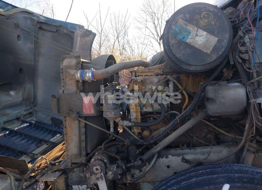 Photo 9 of 1988 International 8300 G-8300 (VIN 1HTJW0009JH558549)