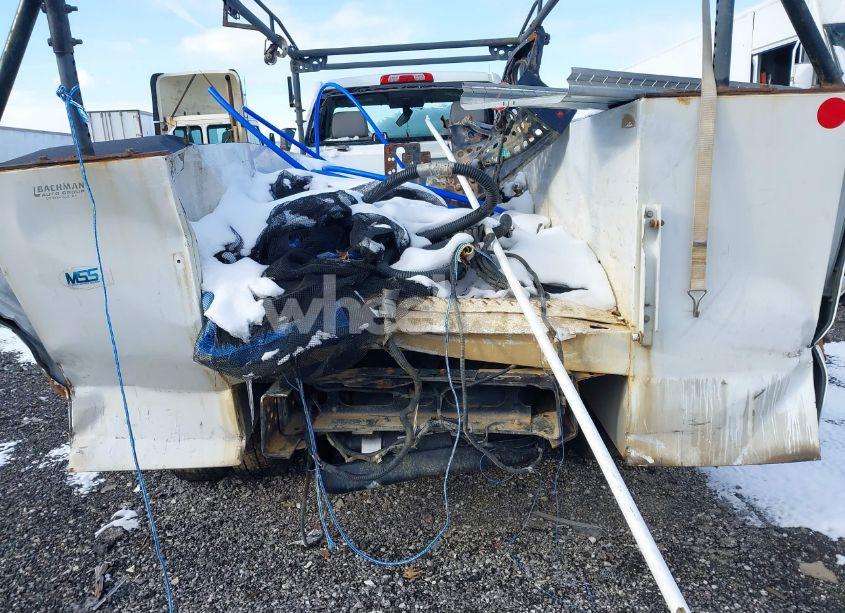 Photo 16 of 2019 Chevrolet Silverado 4500HD 1WT (VIN 1HTKHPVK1KH851316)