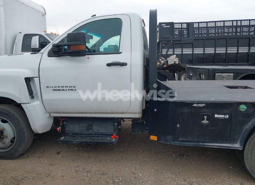 Photo 14 of 2020 Chevrolet Silverado 6500HD 1WT (VIN 1HTKHPVK4LH610321)