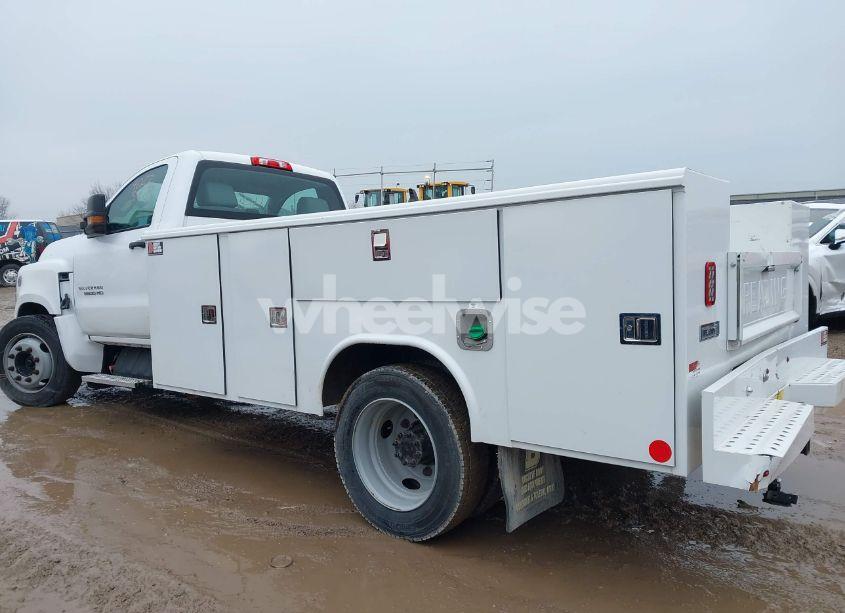 Photo 14 of 2022 Chevrolet Silverado 4500HD 1WT (VIN 1HTKHPVKXNH555375)