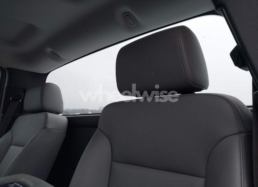 Photo 7 of 2022 Chevrolet Silverado 4500HD 1WT (VIN 1HTKHPVKXNH555375)