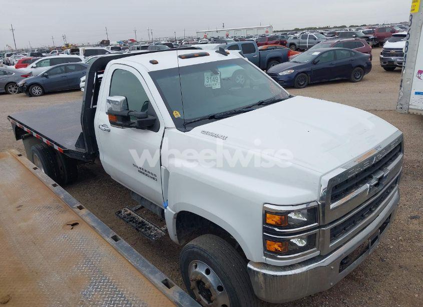 2022 Chevrolet Silverado 4500HD 1WT (VIN 1HTKJPVK0NH375956) main photo