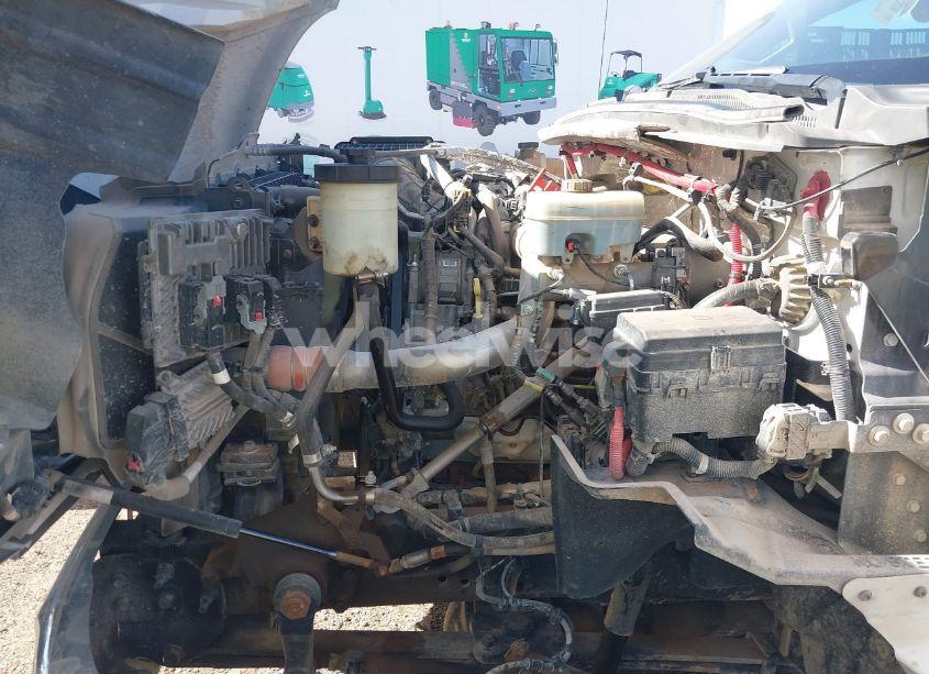 Photo 9 of 2022 Chevrolet Silverado 4500HD 1WT (VIN 1HTKJPVK0NH375956)