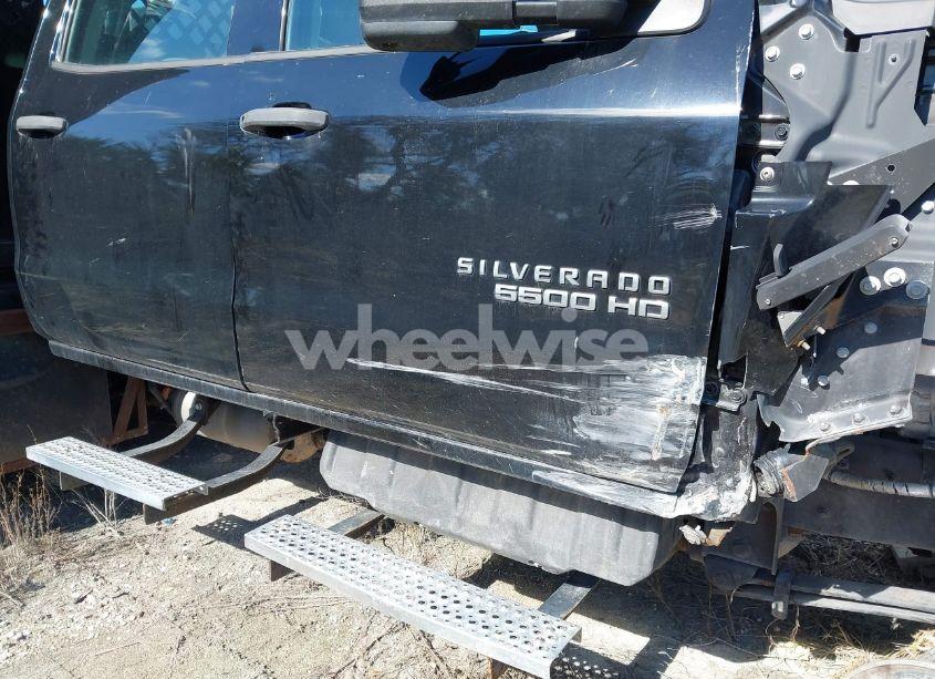 Photo 17 of 2020 Chevrolet Silverado 6500HD 1WT (VIN 1HTKJPVK1LH264507)