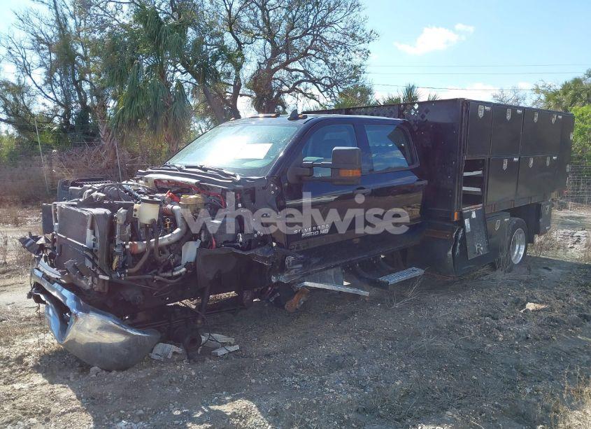 Photo 2 of 2020 Chevrolet Silverado 6500HD 1WT (VIN 1HTKJPVK1LH264507)