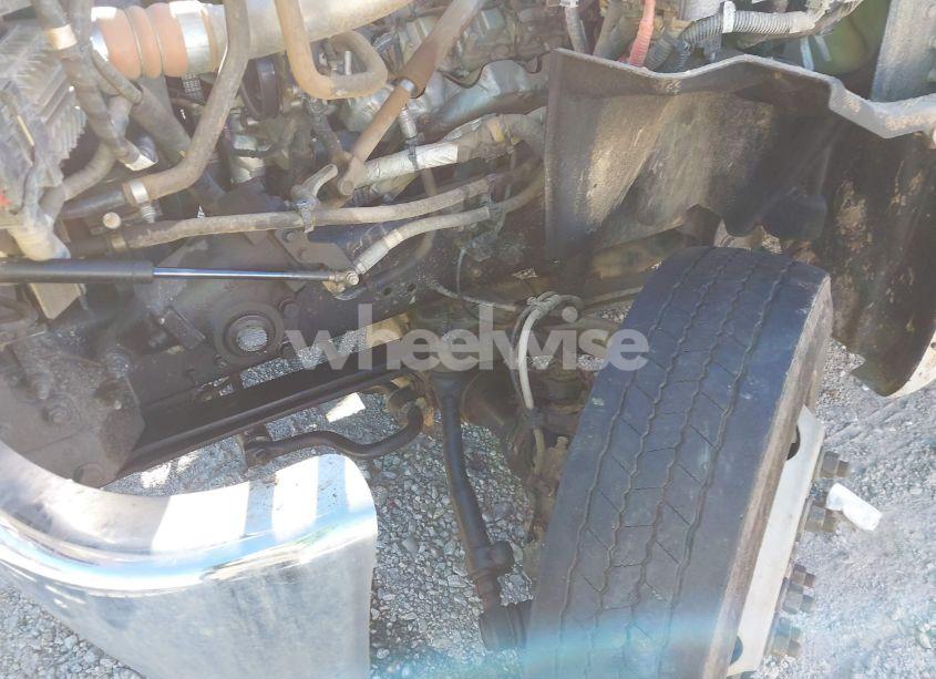 Photo 18 of 2020 Chevrolet Silverado 6500HD 1WT (VIN 1HTKJPVK5LH383130)