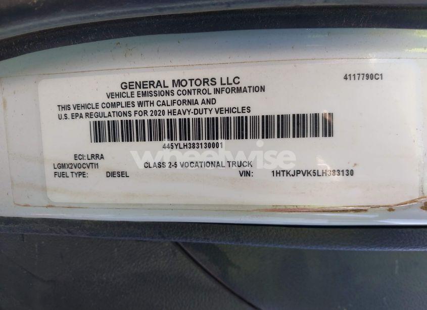 Photo 8 of 2020 Chevrolet Silverado 6500HD 1WT (VIN 1HTKJPVK5LH383130)