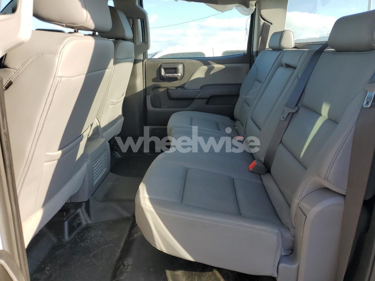 Photo 6 of 2024 GMC 15 UTILITY / SERVICE TRUCK (VIN 1HTKJPVK5RH692962)