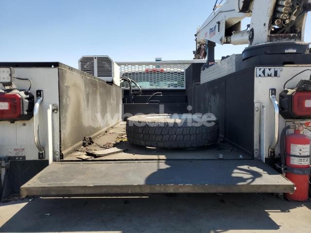 Photo 6 of 2019 CHEVROLET SILVERADO MEDIUM DUTY N/A (VIN 1HTKJPVK6KH246759)