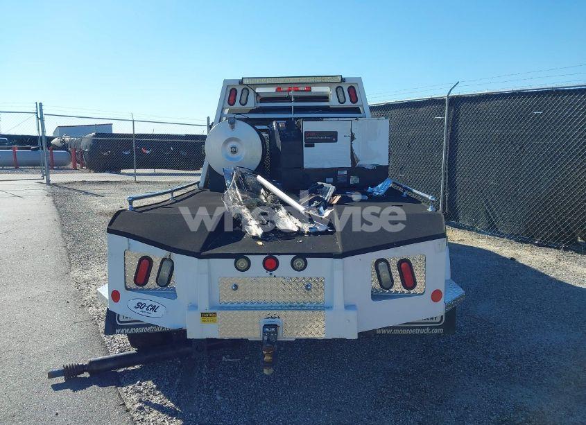 Photo 16 of 2019 Chevrolet Silverado 4500HD 1LT (VIN 1HTKJPVK7KH863619)