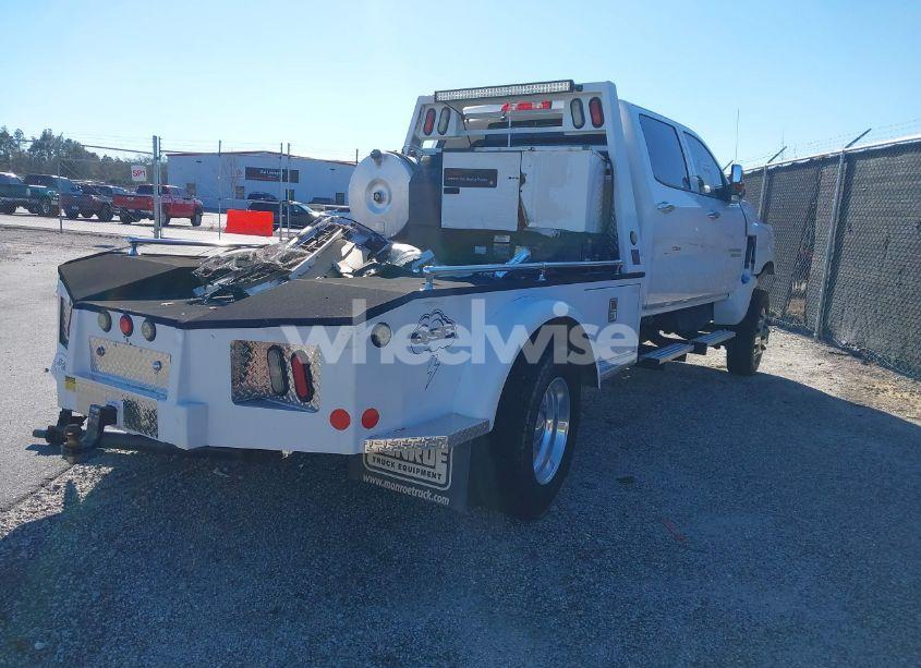 Photo 4 of 2019 Chevrolet Silverado 4500HD 1LT (VIN 1HTKJPVK7KH863619)