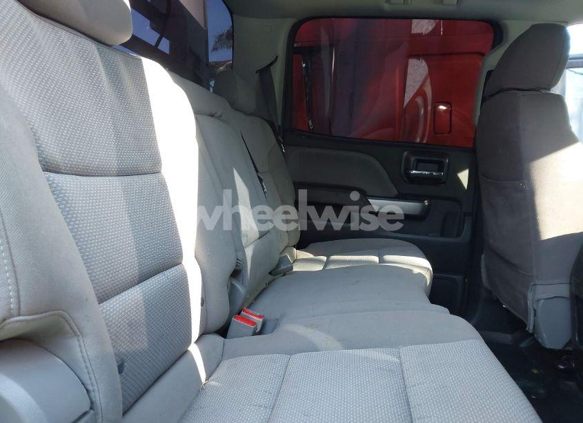 Photo 6 of 2019 Chevrolet Silverado 4500HD 1LT (VIN 1HTKJPVK7KH863619)