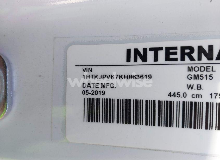 Photo 8 of 2019 Chevrolet Silverado 4500HD 1LT (VIN 1HTKJPVK7KH863619)