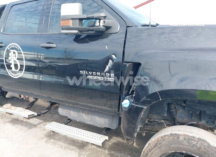 Photo 11 of 2019 Chevrolet Silverado 4500HD 1WT (VIN 1HTKJPVK8KH627965)