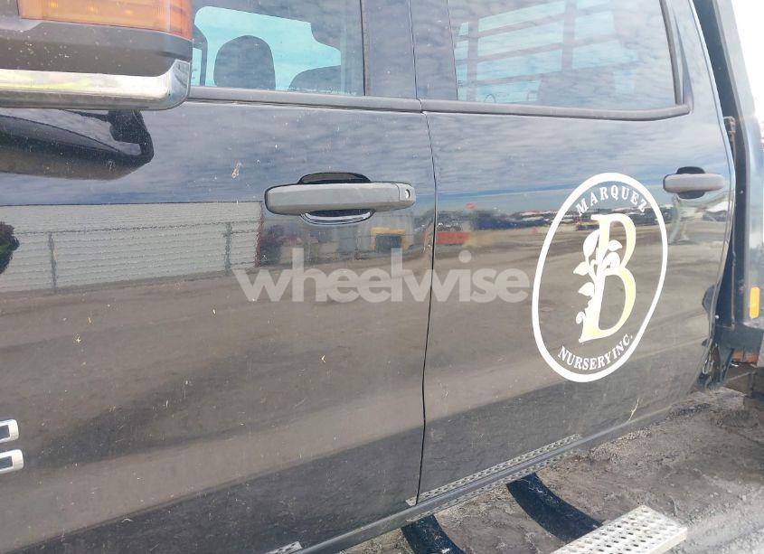 Photo 13 of 2019 Chevrolet Silverado 4500HD 1WT (VIN 1HTKJPVK8KH627965)