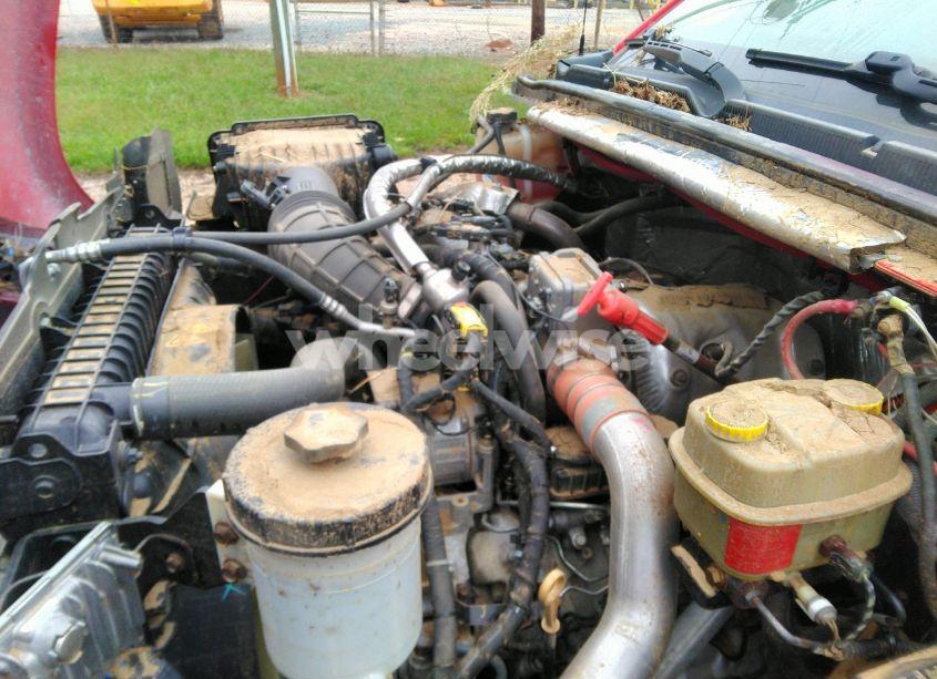 Photo 10 of 2019 Chevrolet Silverado 4500HD 1WT (VIN 1HTKJPVM4KH195604)