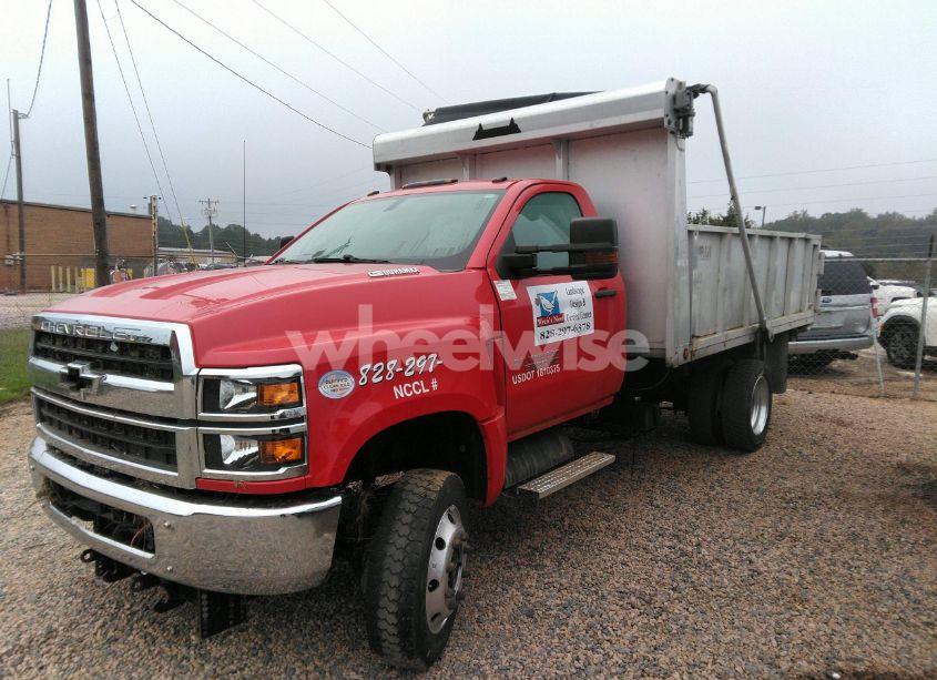 Photo 2 of 2019 Chevrolet Silverado 4500HD 1WT (VIN 1HTKJPVM4KH195604)