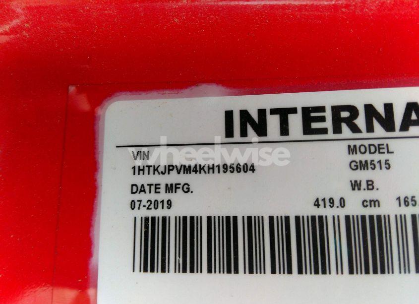 Photo 9 of 2019 Chevrolet Silverado 4500HD 1WT (VIN 1HTKJPVM4KH195604)