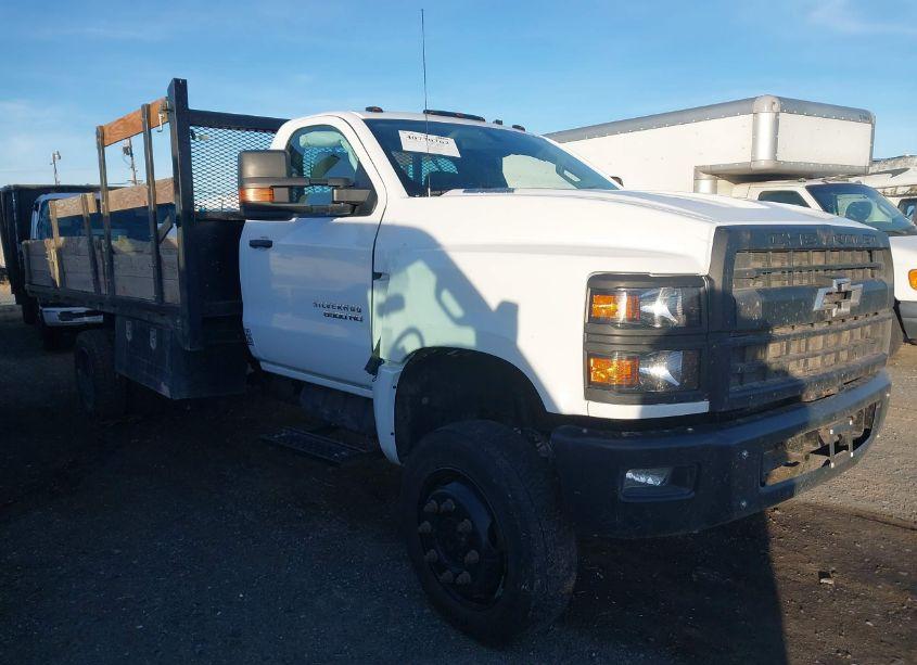 2022 Chevrolet Silverado 4500HD 1WT (VIN 1HTKJPVM9NH379053) main photo