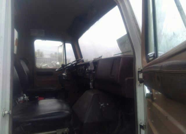 Photo 5 of 1985 International S-series N/A (VIN 1HTLDUGN4FHA40429)