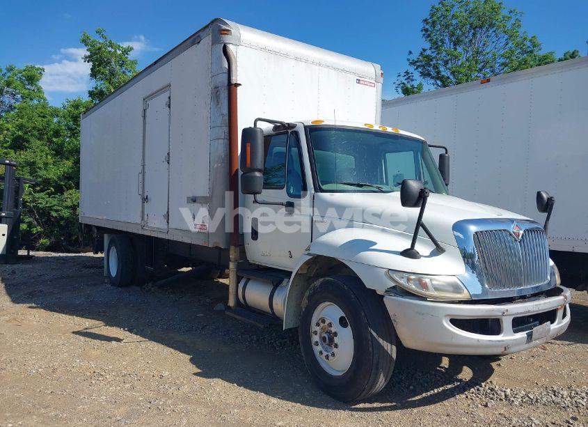 2011 International 4000 4400 (VIN 1HTMKAALXBH368560) main photo