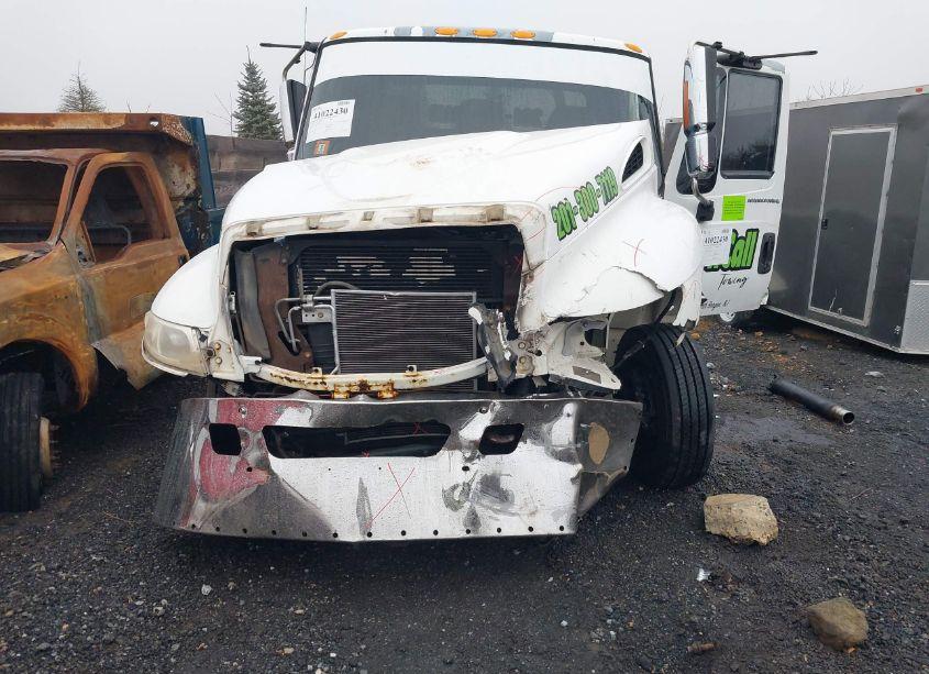 Photo 11 of 2002 International 4000 4400 (VIN 1HTMKAAM72H389777)