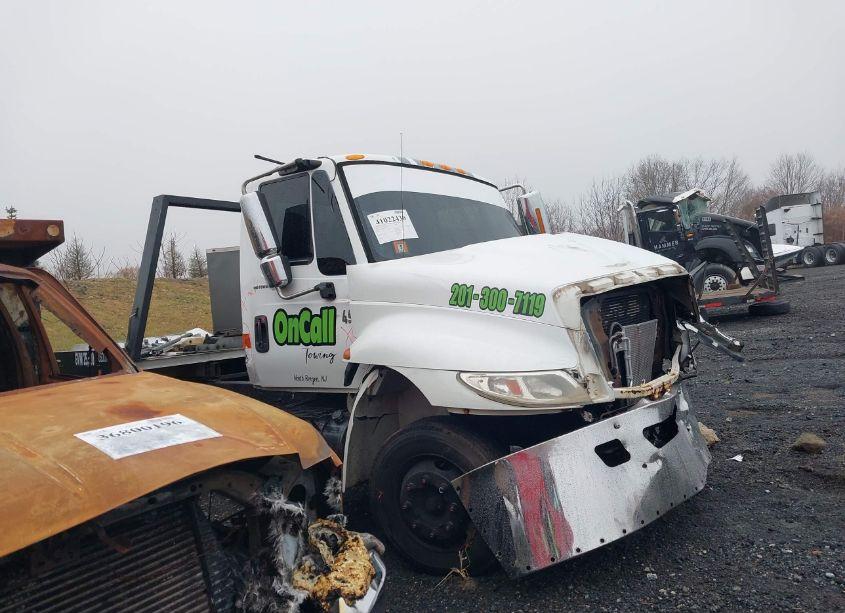 Photo 14 of 2002 International 4000 4400 (VIN 1HTMKAAM72H389777)