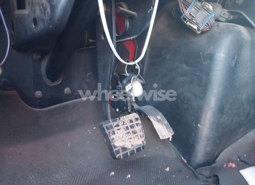 Photo 10 of 2002 International 4000 4400 (VIN 1HTMKAAN32H408768)