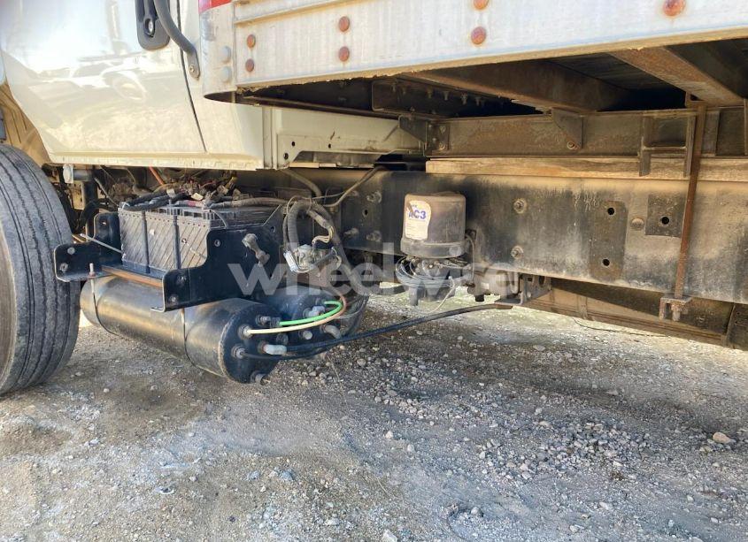 Photo 15 of 2005 International 4000 4400 (VIN 1HTMKAAN35H690902)