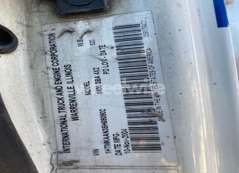 Photo 9 of 2005 International 4000 4400 (VIN 1HTMKAAN35H690902)
