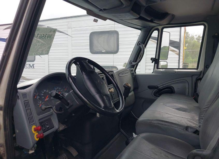 Photo 7 of 2007 International 4000 4400 (VIN 1HTMKAAN67H413812)