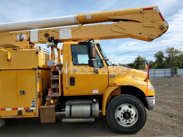 Photo 9 of 2011 INTERNATIONAL 4400 BUCKET TRUCK N/A (VIN 1HTMKAARXBH383855)
