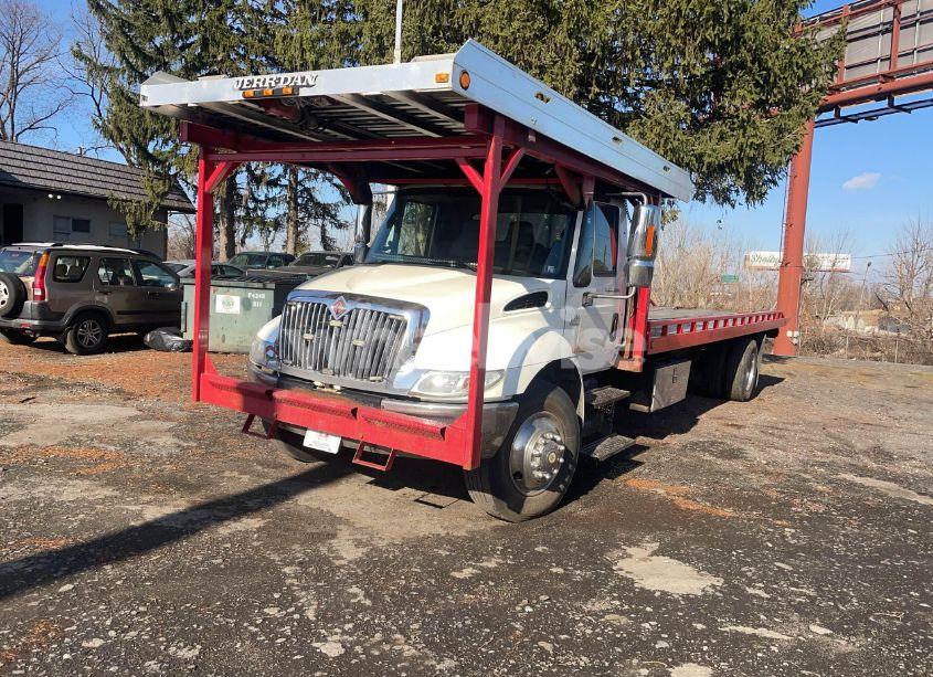 Photo 2 of 2002 International 4000 4400 (VIN 1HTMKADN72H553078)