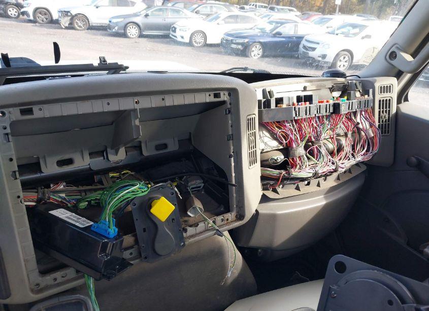 Photo 11 of 2011 International 4000 4400 (VIN 1HTMKAZN5BH340610)