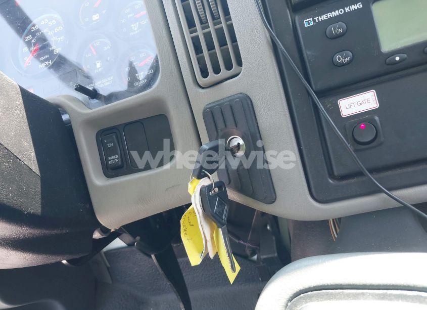 Photo 10 of 2016 International 4000 4400 (VIN 1HTMKSTN7GH415734)