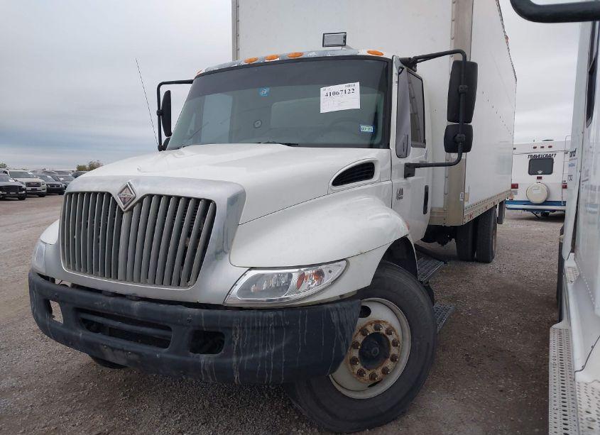 Photo 2 of 2007 International 4000 4300 (VIN 1HTMMAAL07H370061)