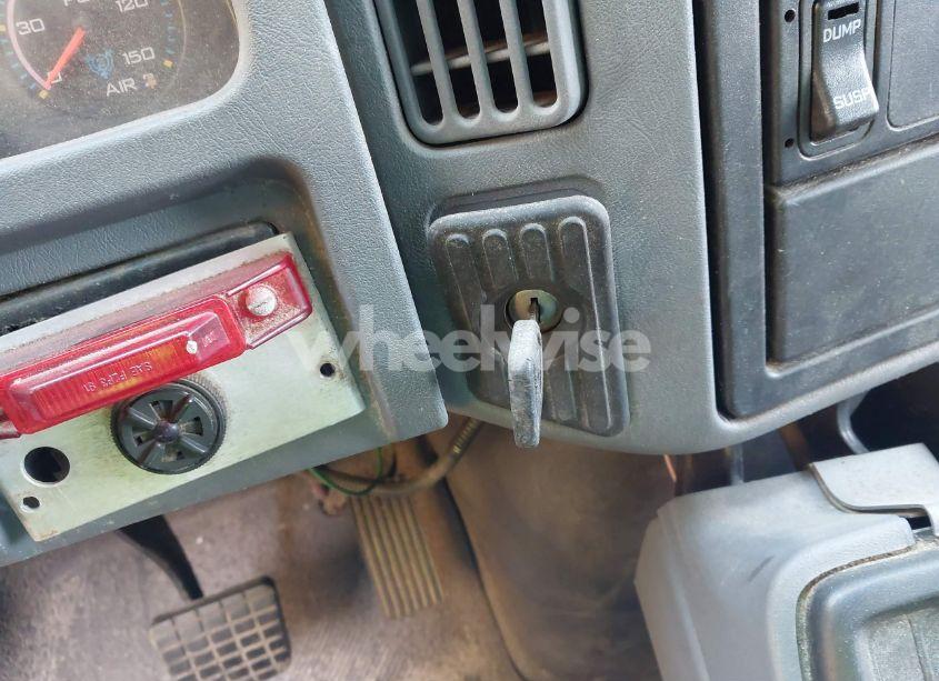 Photo 10 of 2006 International 4000 4300 (VIN 1HTMMAAL46H196252)