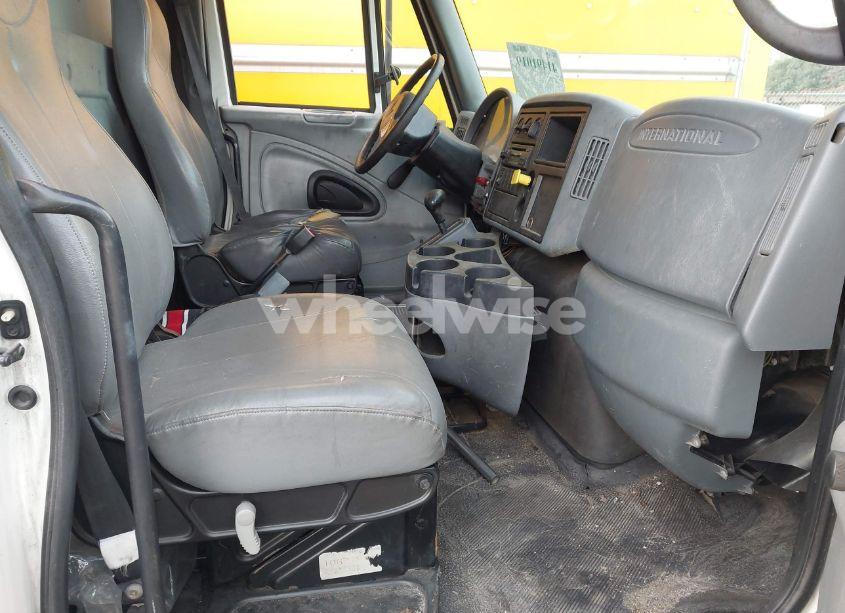 Photo 7 of 2006 International 4000 4300 (VIN 1HTMMAAL46H196252)