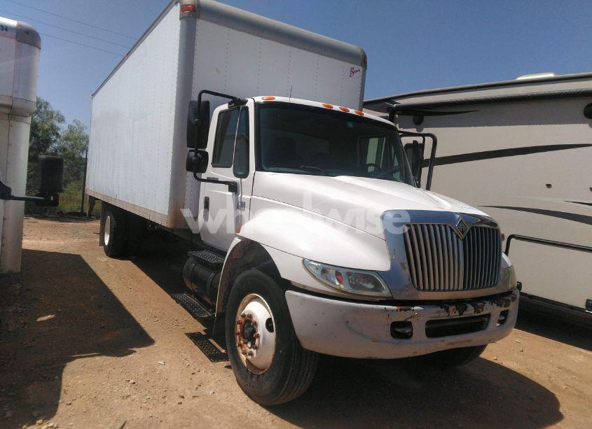 2004 International 4000 4300 (VIN 1HTMMAAL84H672788) main photo