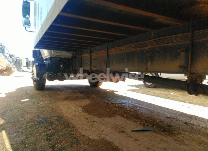 Photo 14 of 2004 International 4000 4300 (VIN 1HTMMAAL84H672788)