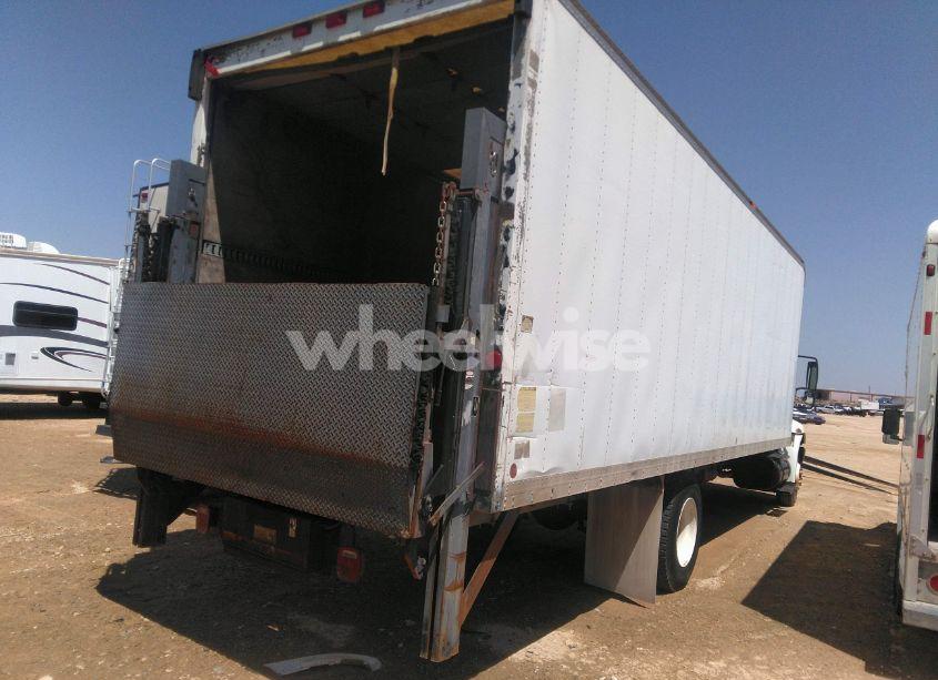 Photo 4 of 2004 International 4000 4300 (VIN 1HTMMAAL84H672788)