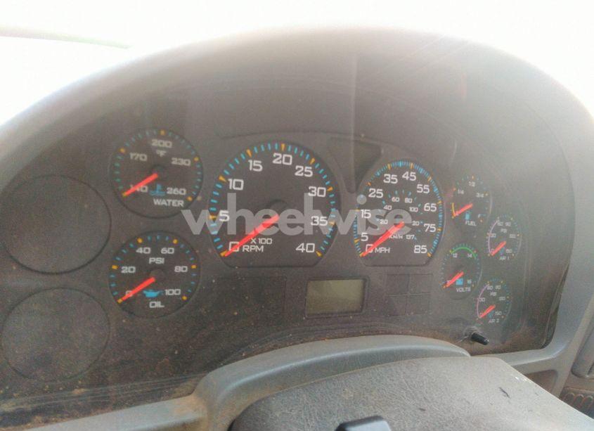 Photo 5 of 2004 International 4000 4300 (VIN 1HTMMAAL84H672788)